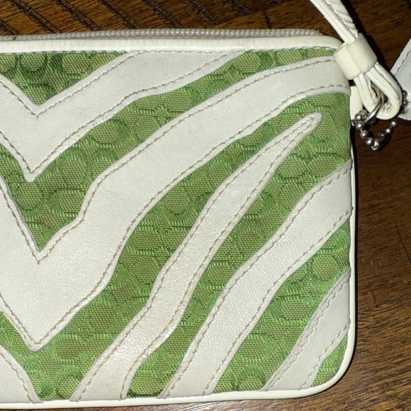 Coach Green and white Women's Wristlet - Picture 6 of 17